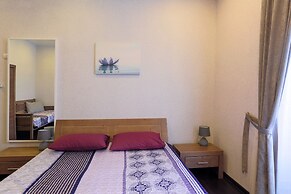 VLADSTAR Inn - Hostel