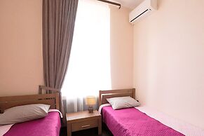 VLADSTAR Inn - Hostel