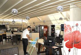 Isola dei Gabbiani - Land of Water