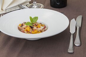 Isola dei Gabbiani - Land of Water