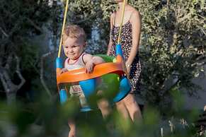 Isola dei Gabbiani - Land of Water