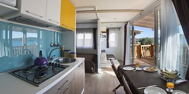 Isola dei Gabbiani - Land of Water