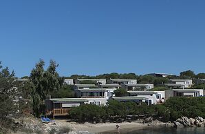 Isola dei Gabbiani - Land of Water