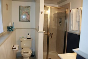 Carriage Corner Bed & Breakfast