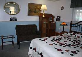 Carriage Corner Bed & Breakfast
