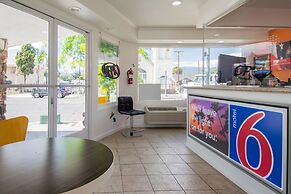Motel 6 San Bernardino, CA - Downtown