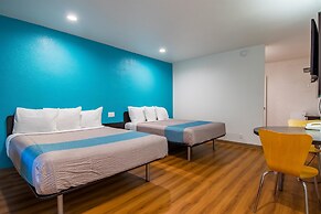 Motel 6 San Bernardino, CA - Downtown