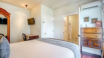 The River Belle Inn