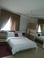 Tenache Hotels