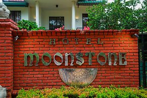 Hotel Moonstone