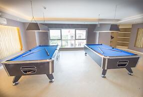 Grande Caribbean Condotel by Narintorn