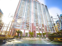 Grande Caribbean Condotel by Narintorn