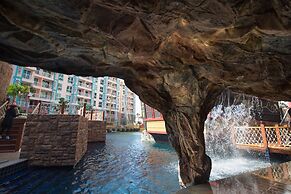 Grande Caribbean Condotel by Narintorn