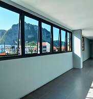 Wake Up Aonang Hotel