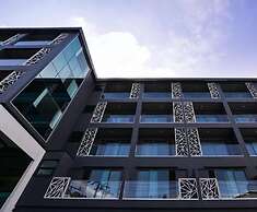 Wake Up Aonang Hotel