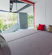 Wake Up Aonang Hotel