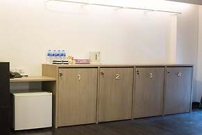 Wake Up Aonang Hotel