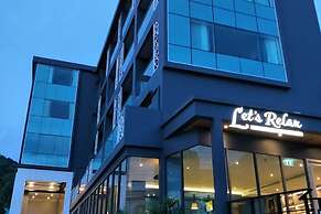 Wake Up Aonang Hotel