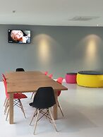 Wake Up Aonang Hotel