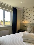 The Horseshoe and Castle