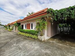 Smile Resort Sriracha