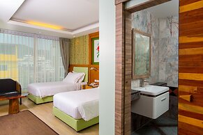 Triple B Boutique Residence