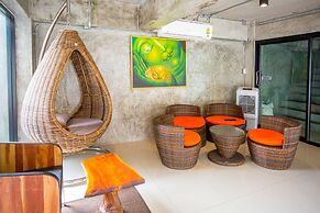 Triple B Boutique Residence