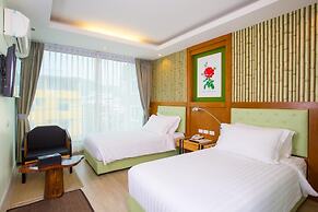 Triple B Boutique Residence