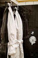 Nap Luxury Guest House