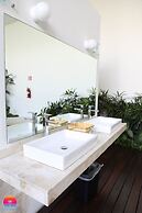 Anah Suites PH by Ocean Front