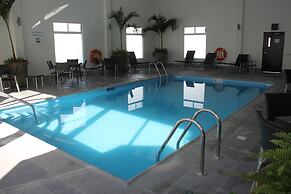 Holiday Inn Express & Suites Silao Aeropuerto - Terminal by IHG