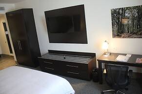 Holiday Inn Express & Suites Silao Aeropuerto - Terminal by IHG