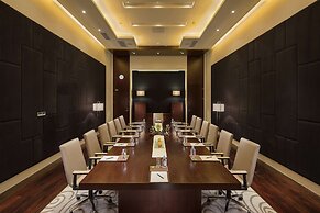 Hilton Linzhi Resort