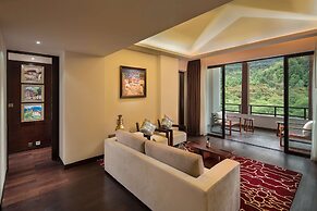 Hilton Linzhi Resort