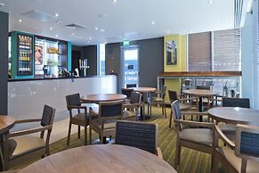 Premier Inn Slough Central South