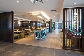Premier Inn Slough Central South