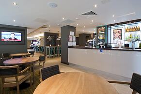 Premier Inn Slough Central South