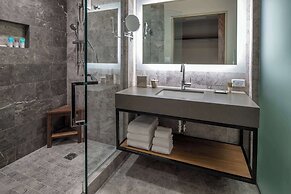 Hyatt Regency Lake Washington at Seattle’s Southport