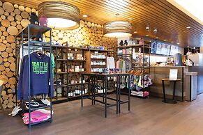 Hyatt Regency Lake Washington at Seattle’s Southport