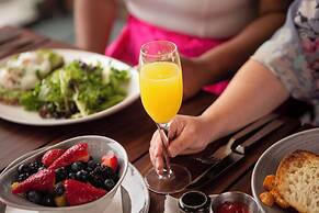 Hyatt Regency Lake Washington at Seattle’s Southport