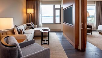 Hyatt Regency Lake Washington at Seattle’s Southport