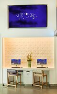 YOTEL Boston