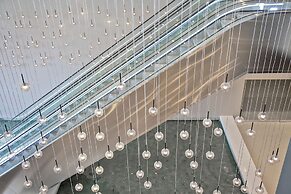 NH Curitiba The Five