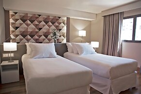 NH Curitiba The Five