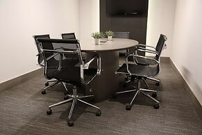 NH Curitiba The Five