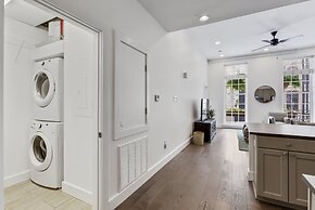 Roami at Bourbon Place