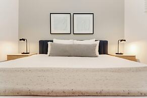 Roami at Bourbon Place