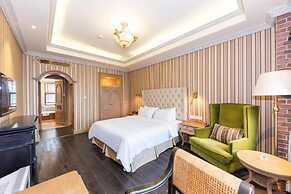 Wuhan Harvest International Hotel