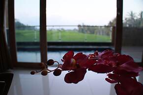 Greenfield Luxury Villas