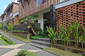 Greenfield Luxury Villas